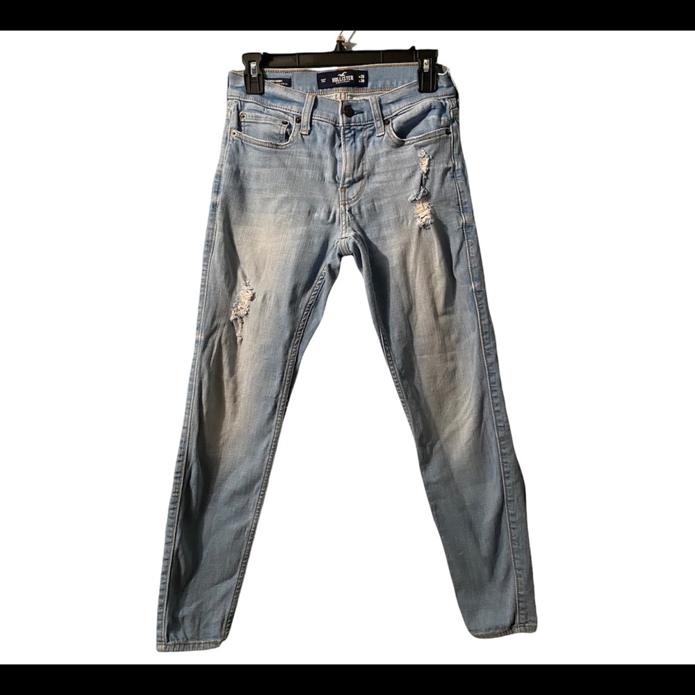 Hollister‎ distressed women’s jeans 26 x 30